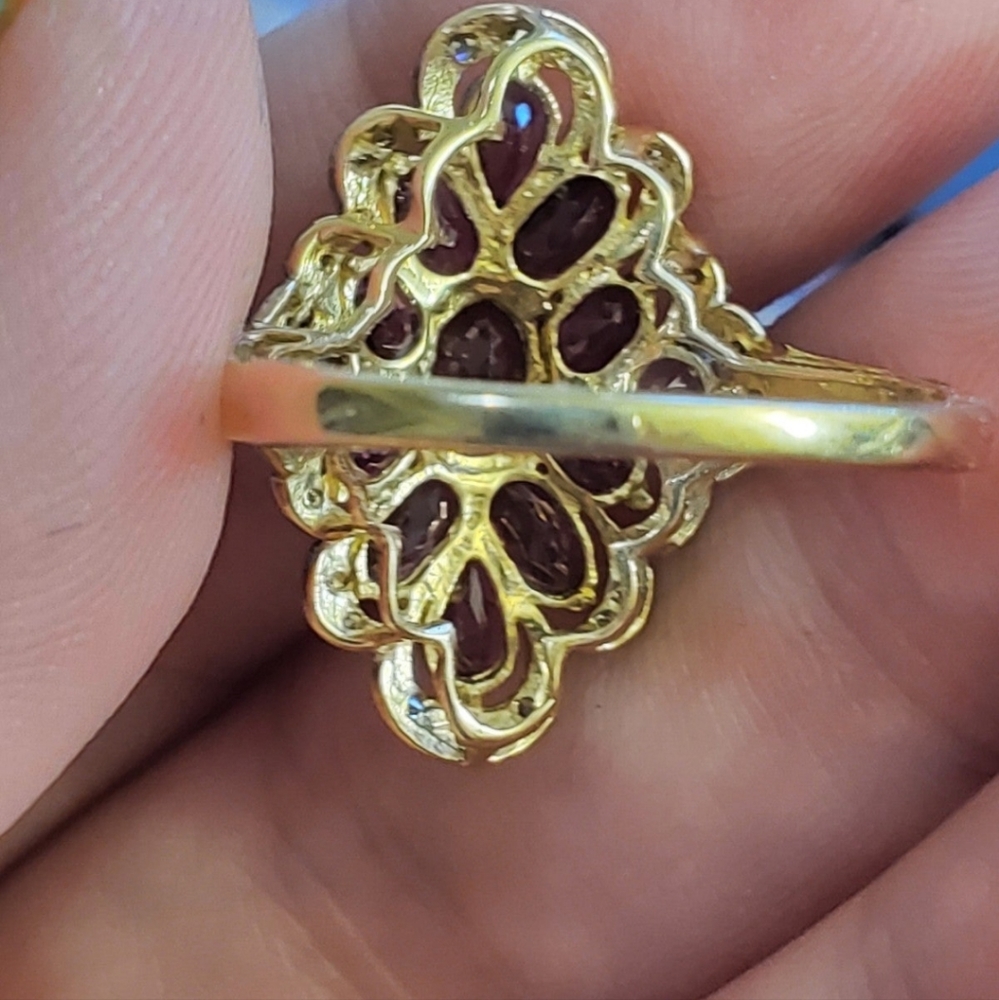 New. 10k rhodolite garnet & diamond ring size 7. Rhodolite garnets are amazing t - Picture 7 of 9
